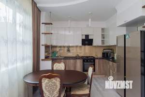 Дом 144м², 2-этажный, участок 5 сот.