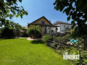 Дом 360м², 2-этажный, участок 10 сот.