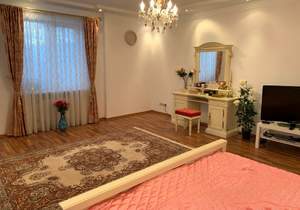 Дом 400м², 2-этажный, участок 8 сот.