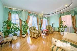 Дом 350м², 3-этажный, участок 7 сот.