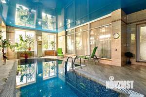 Дом 424м², 3-этажный, участок 7 сот.