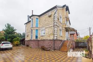 Дом 310м², 3-этажный, участок 8 сот.