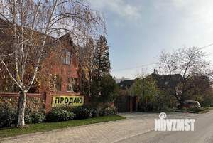 Дом 290м², 3-этажный, участок 8 сот.