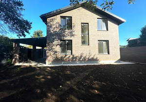 Дом 150м², 2-этажный, участок 4 сот.