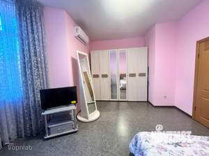 Таунхаус 100м², 2-этажный, участок 1 сот.