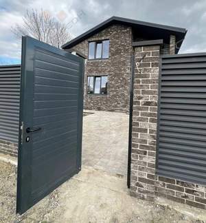 Дом 215м², 2-этажный, участок 6 сот.