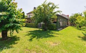 Дом 220м², 2-этажный, участок 10 сот.