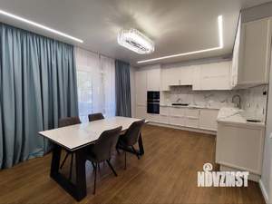 Дом 164м², 2-этажный, участок 3 сот.