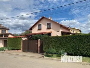 Дом 282м², 3-этажный, участок 14 сот.