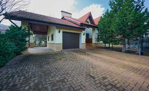 Дом 340м², 3-этажный, участок 13 сот.