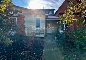 Дом 128м², 2-этажный, участок 5 сот.