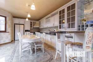 Дом 285м², 2-этажный, участок 15 сот.