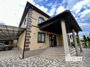 Дом 249м², 2-этажный, участок 8 сот.