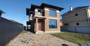 Дом 205м², 2-этажный, участок 6 сот.