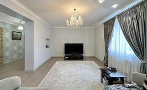 Дом 378м², 2-этажный, участок 10 сот.