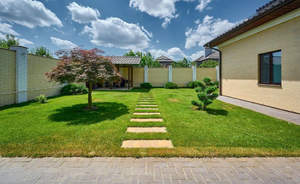 Дом 446м², 2-этажный, участок 8 сот.