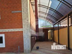 Коттедж 300м², 2-этажный, участок 10 сот.