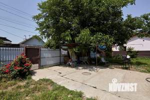 Дом 60м², 2-этажный, участок 6 сот.