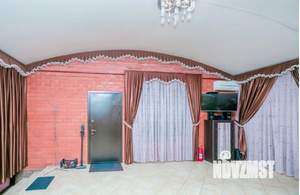 Дом 348м², 3-этажный, участок 8 сот.