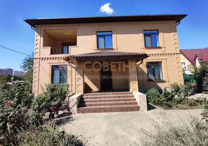 Дом 360м², 3-этажный, участок 8 сот.