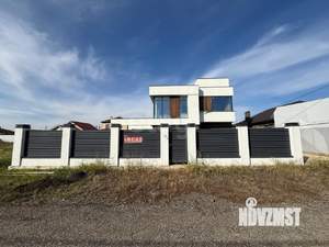 Дом 275м², 3-этажный, участок 6 сот.