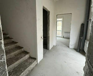 Дом 100м², 2-этажный, участок 3 сот.