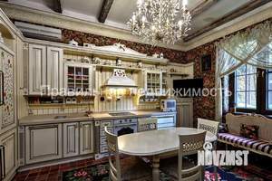 Дом 600м², 2-этажный, участок 30 сот.