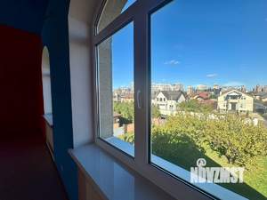 Дом 356м², 2-этажный, участок 10 сот.