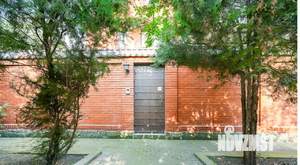 Дом 348м², 3-этажный, участок 8 сот.