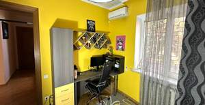 Дом 270м², 3-этажный, участок 4 сот.