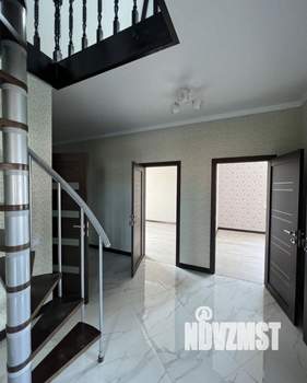 Дом 130м², 2-этажный, участок 6 сот.