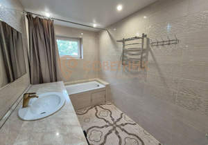 Дом 90м², 2-этажный, участок 4 сот.