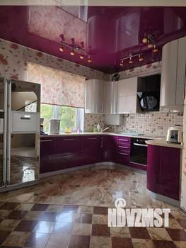 Коттедж 215м², 2-этажный, участок 5 сот.