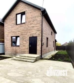 Коттедж 145м², 2-этажный, участок 3 сот.