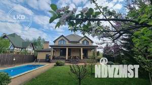 Дом 284м², 2-этажный, участок 8 сот.