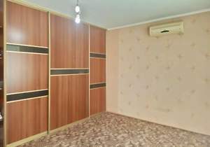 Дом 320м², 3-этажный, участок 8 сот.