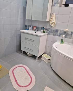 Дом 140м², 2-этажный, участок 4 сот.