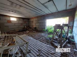 Дом 220м², 3-этажный, участок 8 сот.