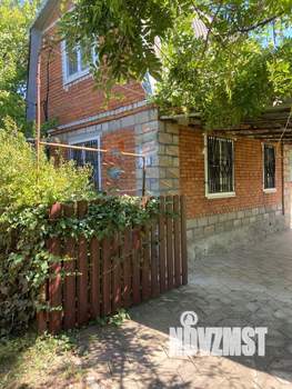 Дом 36м², 2-этажный, участок 8 сот.