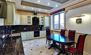 Дом 277м², 2-этажный, участок 12 сот.