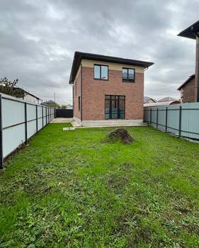 Дом 140м², 2-этажный, участок 4 сот.