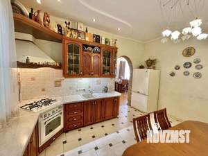 Дом 223м², 2-этажный, участок 5 сот.