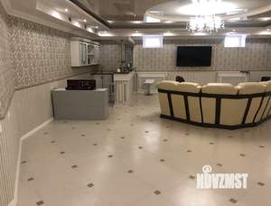 Дом 1400м², 3-этажный, участок 16 сот.