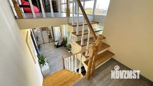 Дом 304м², 2-этажный, участок 10 сот.