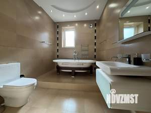 Дом 249м², 2-этажный, участок 8 сот.