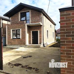 Коттедж 144м², 2-этажный, участок 4 сот.