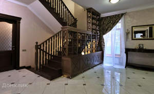 Дом 345м², 3-этажный, участок 14 сот.