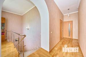 Дом 133м², 2-этажный, участок 8 сот.