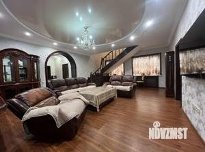 Дом 290м², 2-этажный, участок 6 сот.