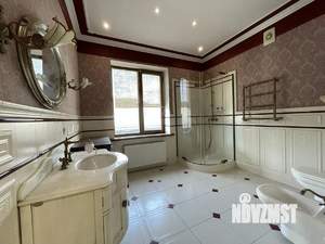 Дом 450м², 2-этажный, участок 10 сот.